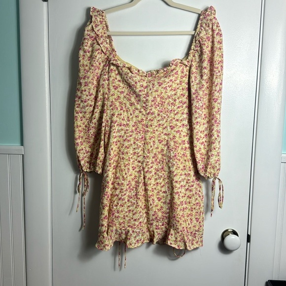 Hello Molly Floral Mini Dress - Picture 11 of 16